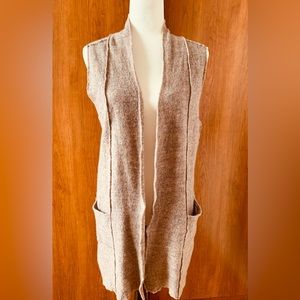 Nanette Lepore 💯 % extra fine merino wool fine women's  vest